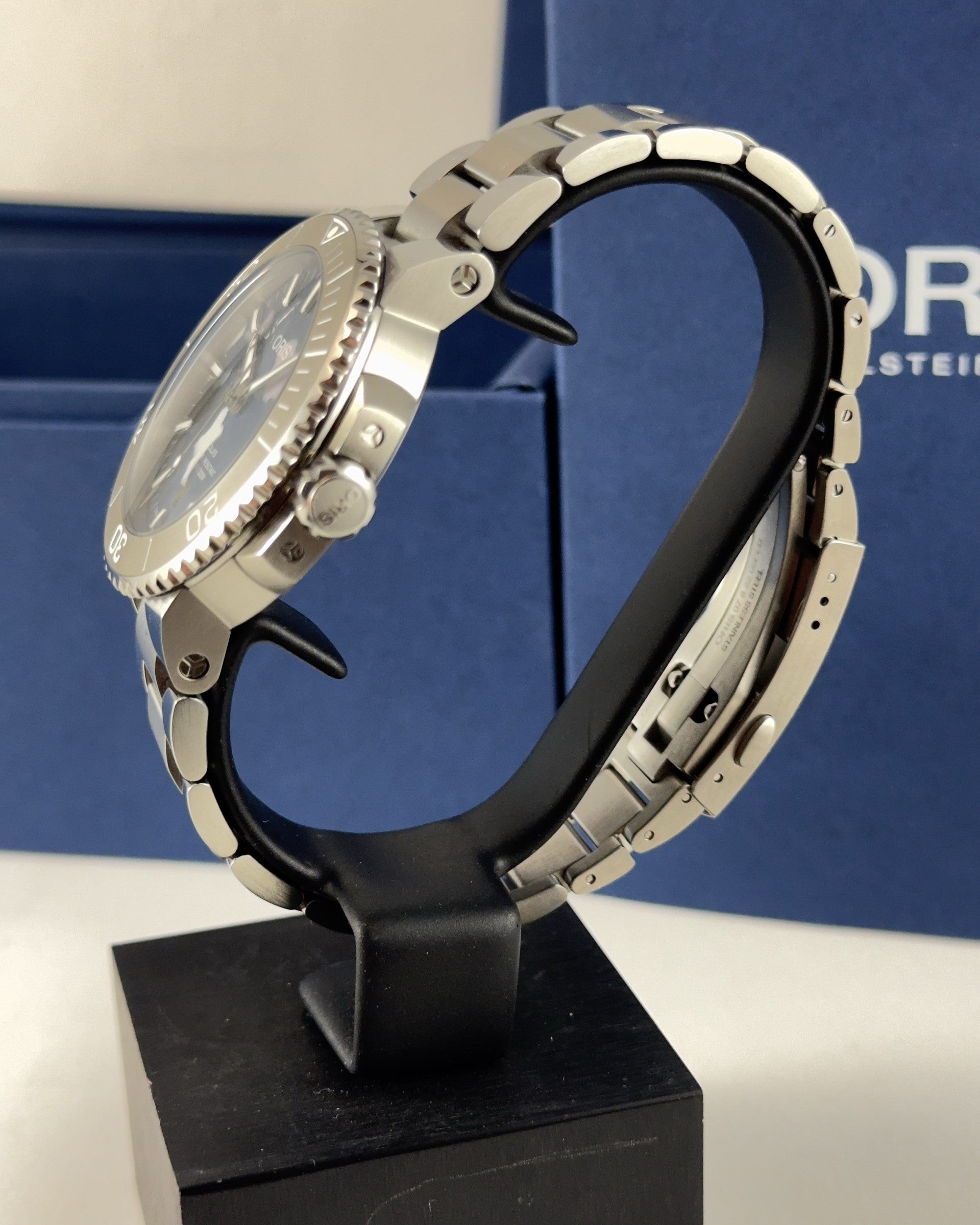 (Verkocht) Oris Aquis Date Upcycle. Nieuw.