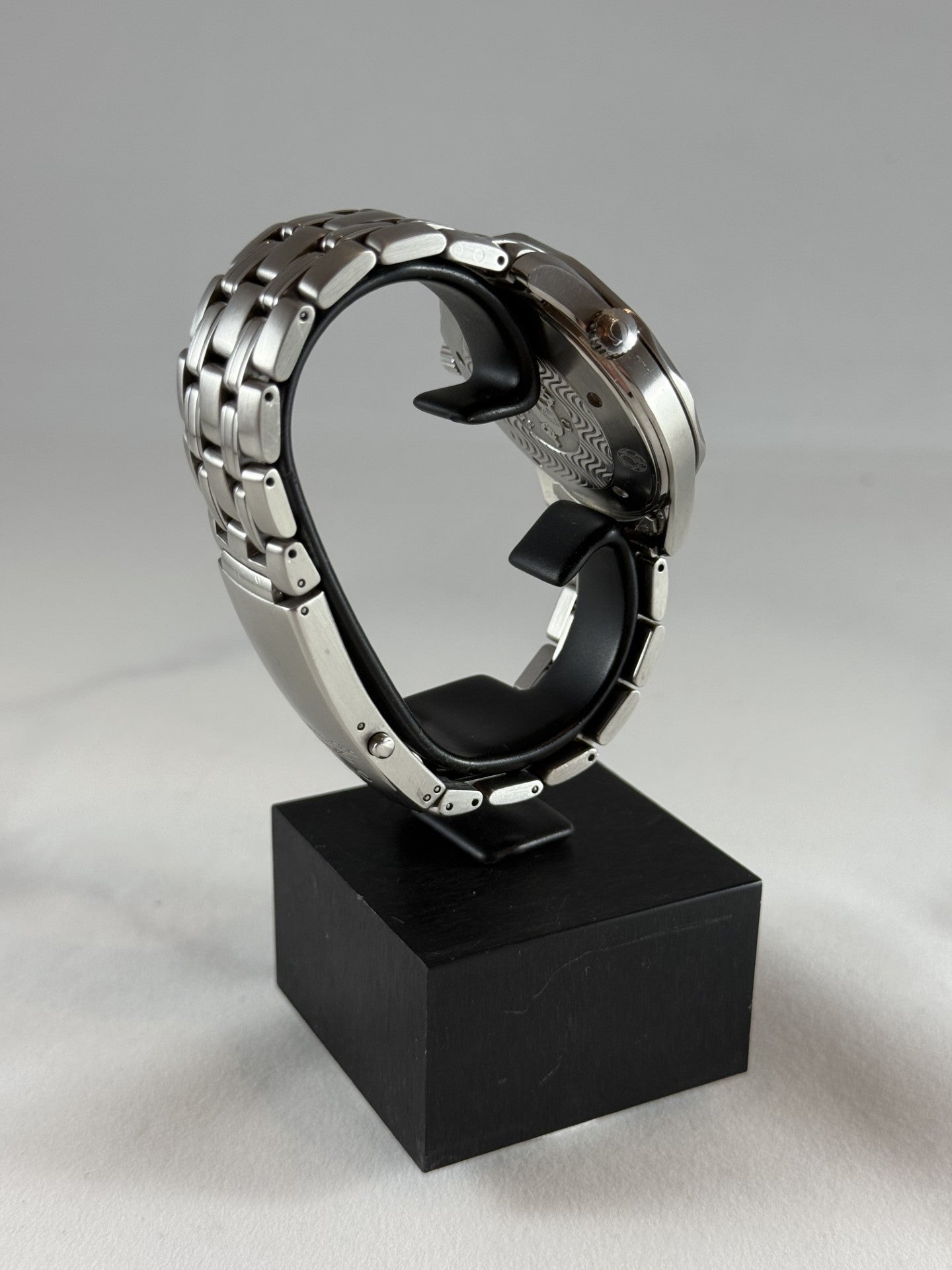 Omega Seamaster Professional 300M 2531.80.00 'James Bond'