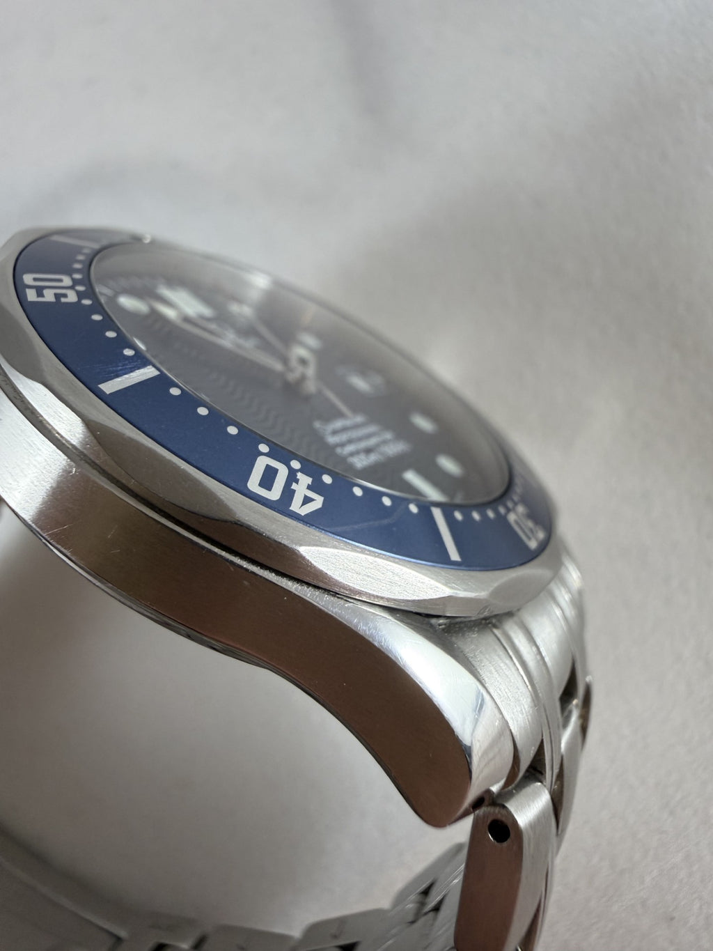 Omega Seamaster Professional 300M 2531.80.00 'James Bond'